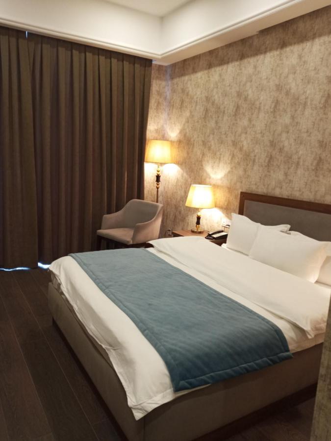 Macara Sheki City Hotel Bagian luar foto