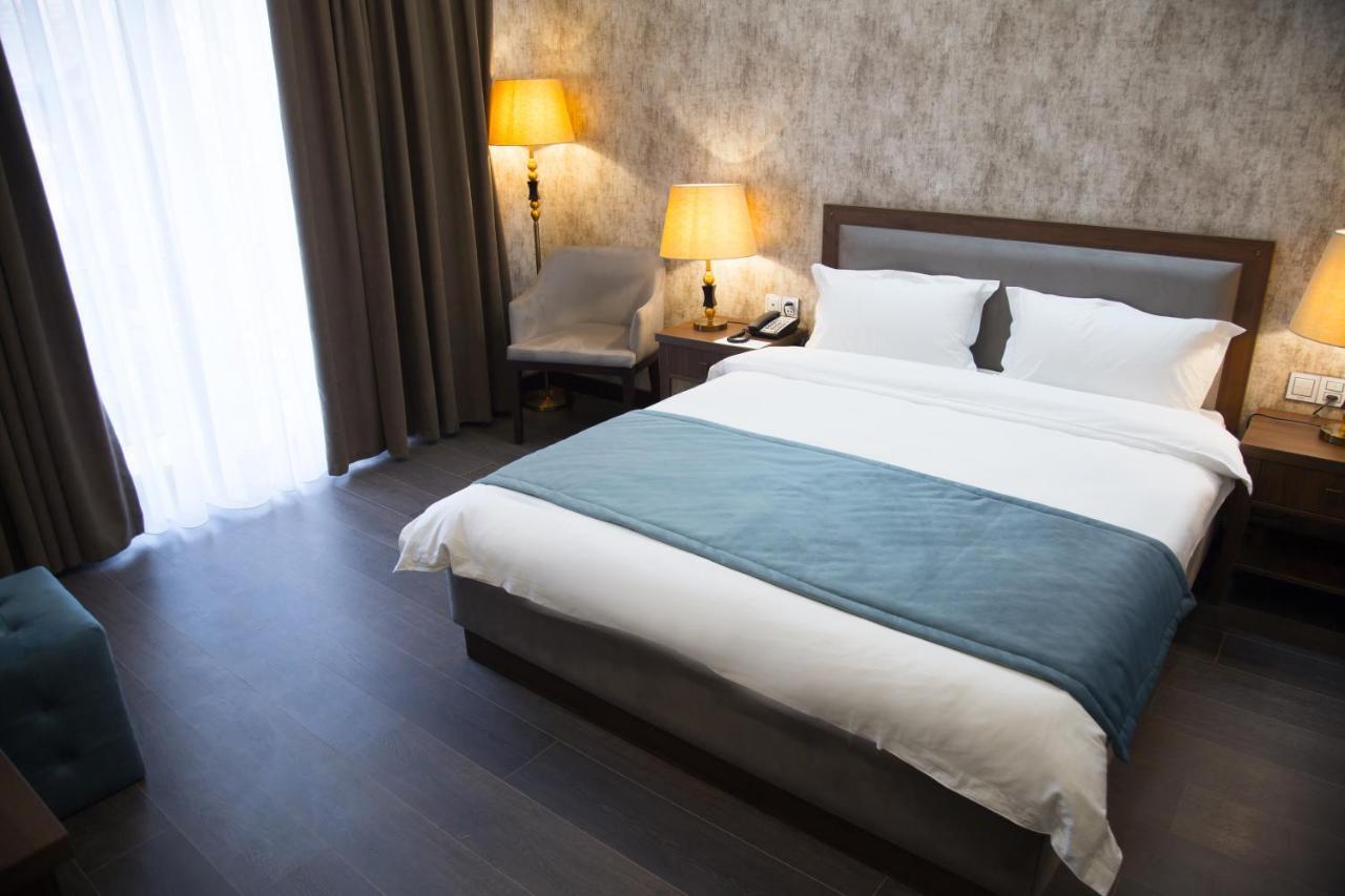 Macara Sheki City Hotel Bagian luar foto