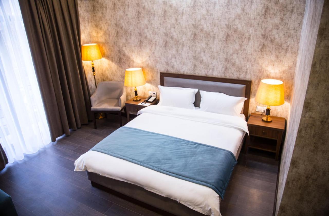 Macara Sheki City Hotel Bagian luar foto